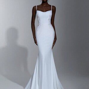 White Elegant Women's Spaghetti Strap Backless Floral Fishtail Wedding Dress